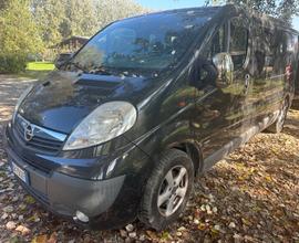 Opel Vivaro Autocarro Pulmino 6 posti