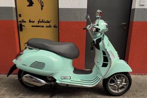 Piaggio Vespa 300 GTS hpe