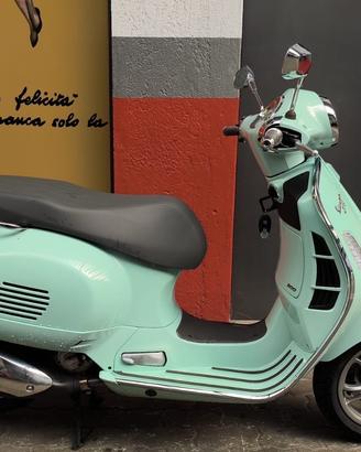 Piaggio Vespa 300 GTS hpe