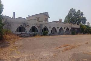Immobili con Casa, Stalle e Terreno Agricolo