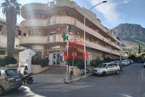 Villabate,v.le europa-quadrivani primo p.-cod.a322