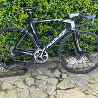 Bici da corsa in carbonio