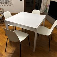 tavolo allungabile con 4 sedie