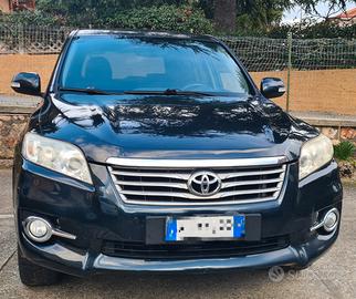 TOYOTA RAV4 Crossport 2.2 D-4D 2WD 150CV LOUNGE