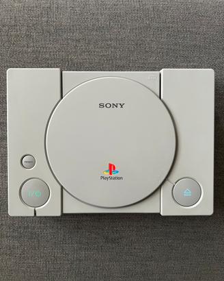 PlayStation 1 con accessori