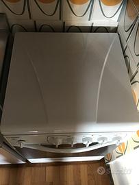 Cucina elettrica con forno