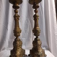 Antica coppia di candelieri della fine del  700.
