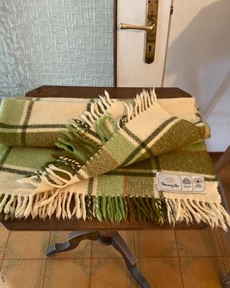 Coperta in lana vergine