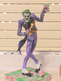 statua di joker stampata il PLA e dipinta a mano 