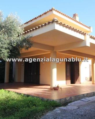 Villa unifamiliare vicino al mare