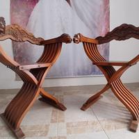 elegante coppia di sedie Savonarola 