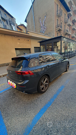 Golf 8 r-line 1.5 etsi 131cv dsg mild hybrid