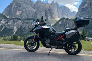 Multistrada v4s grand tour