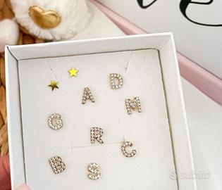 Orecchini con iniziale