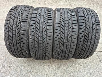 4. Gomme.  225 / 45  /  R 18.  M+S 