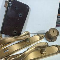 Serramenti Pomelli Maniglie in ottone