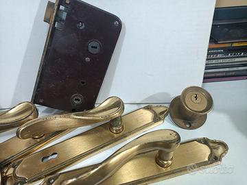 Serramenti Pomelli Maniglie in ottone