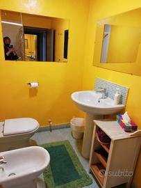 Stanza singola a Monza con bagno privato