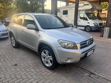 Toyota RAV 4 RAV4 2.2 D-4D 150 CV DPF Sol KM. CERT