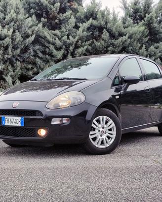 Fiat Punto 2017 5p 1.2 Lounge E6d