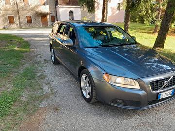 volvo v70 5 cilindri 180 cv