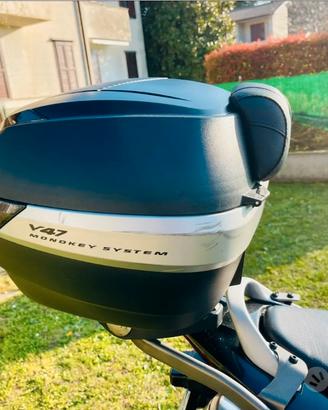 Bauletto GIVI  x Honda Hornet 600 del 2006