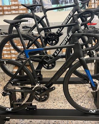 WHISTLE VAERO 2 105 DI2 12V NERO/BLU