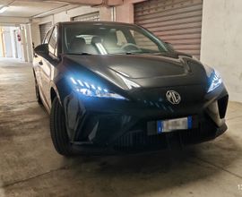 Mg4 standard 51kwh colore nero