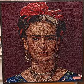 Quadro Pixel Art Quercetti 100x100 cm- Frida Kahlo