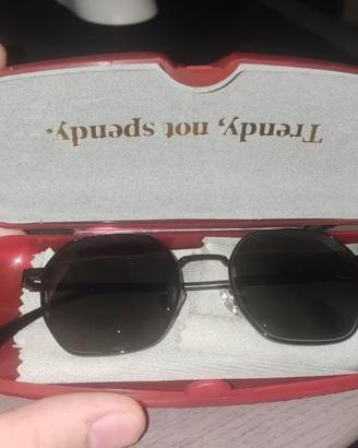 Occhiali da sole ottagonali GRADATI.