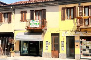 5 LOCALI A CASTIGLIONE TORINESE