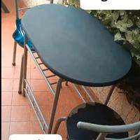 Tavolino con due sedie da esterno o da stanzetta 