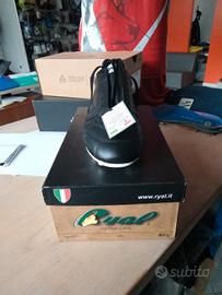 ryal, scarpe football 