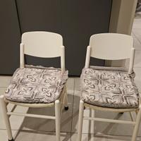 QUATTRO SEDIE IN LEGNO E LINO