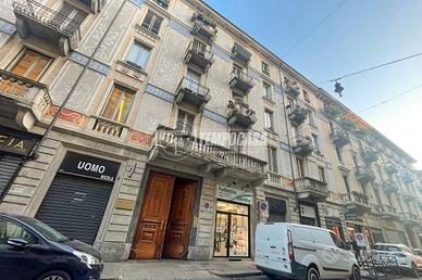 NEGOZIO RISTRUTTURATO NUOVO IN POSIZIONE STRATEGIC