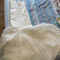 Abito da sposa nuovo mai messo con cartellini