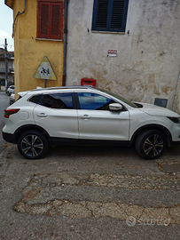 Nissan Qashqai diesel Automatica