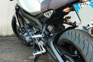 YAMAHA XSR 900