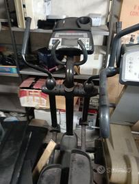 ellittica life fitness palestra