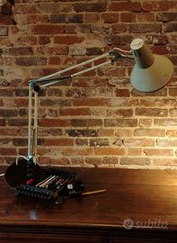 Architetto: Lampada Seminara su Base Ghisa