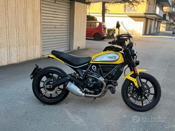 Ducati scrambler icon 800