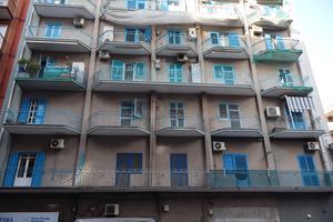 Via CESARE BATTISTI - BUONE CONDIZIONI MANUTENTIVE