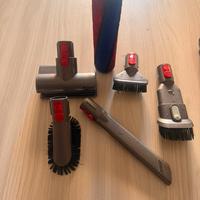 Dyson v7