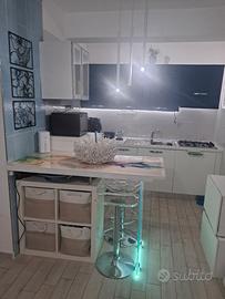 cucina moderna tenuta bene