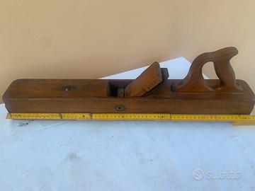 Vecchia Pialla in legno grande.