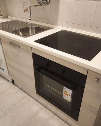 Cucina lineare 2m con Elettr. - Dicembre 2024 