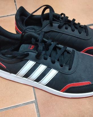 scatpe Adidas