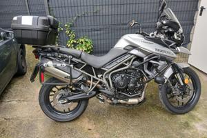 Triumph tiger 800 xrx