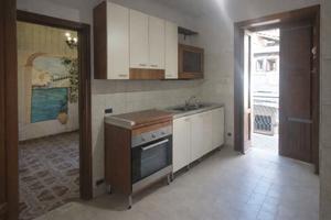 Trilocale semi-ristrutturato - acerra (na)