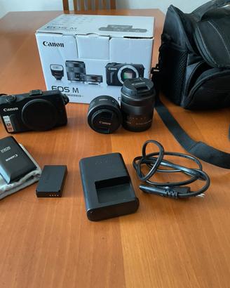 Eos M con obiettivi